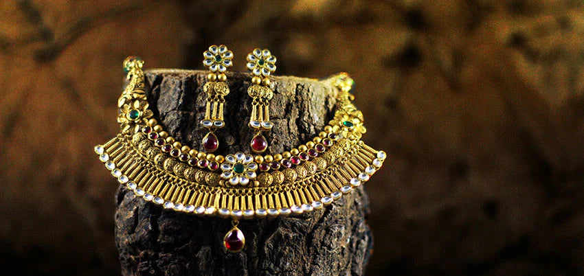The Timeless Allure of Jewelry: More Than Just an Accessory