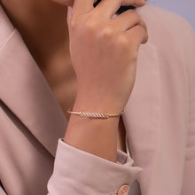 Kinarya Linear Gold Bracelet
